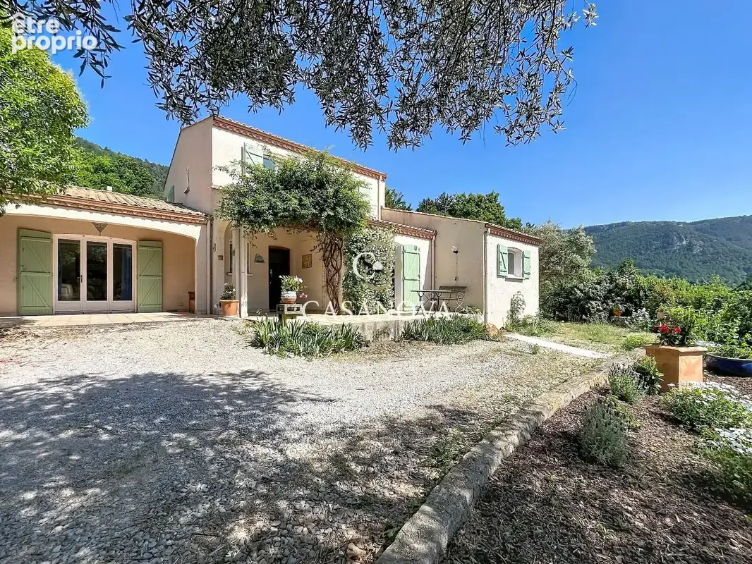 VUES PANORAMIQUES - Villa sur 2000 m² de terrain avec PISCINE - Belles pièces à vivre, 4 chambres dont 1 en RdC - 35 mn MONTPELL - photo 12