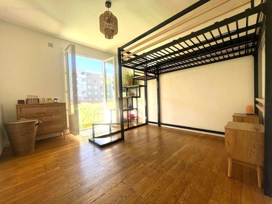 Appartement à FONTAINE