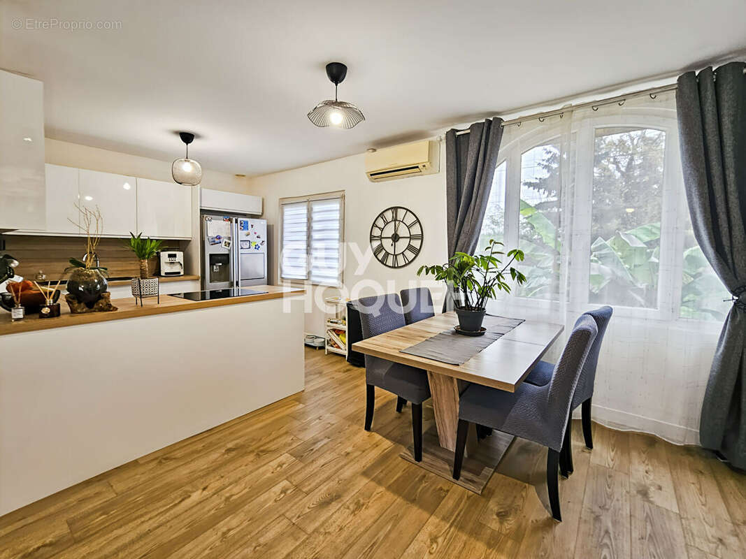 Maison à ROZAY-EN-BRIE