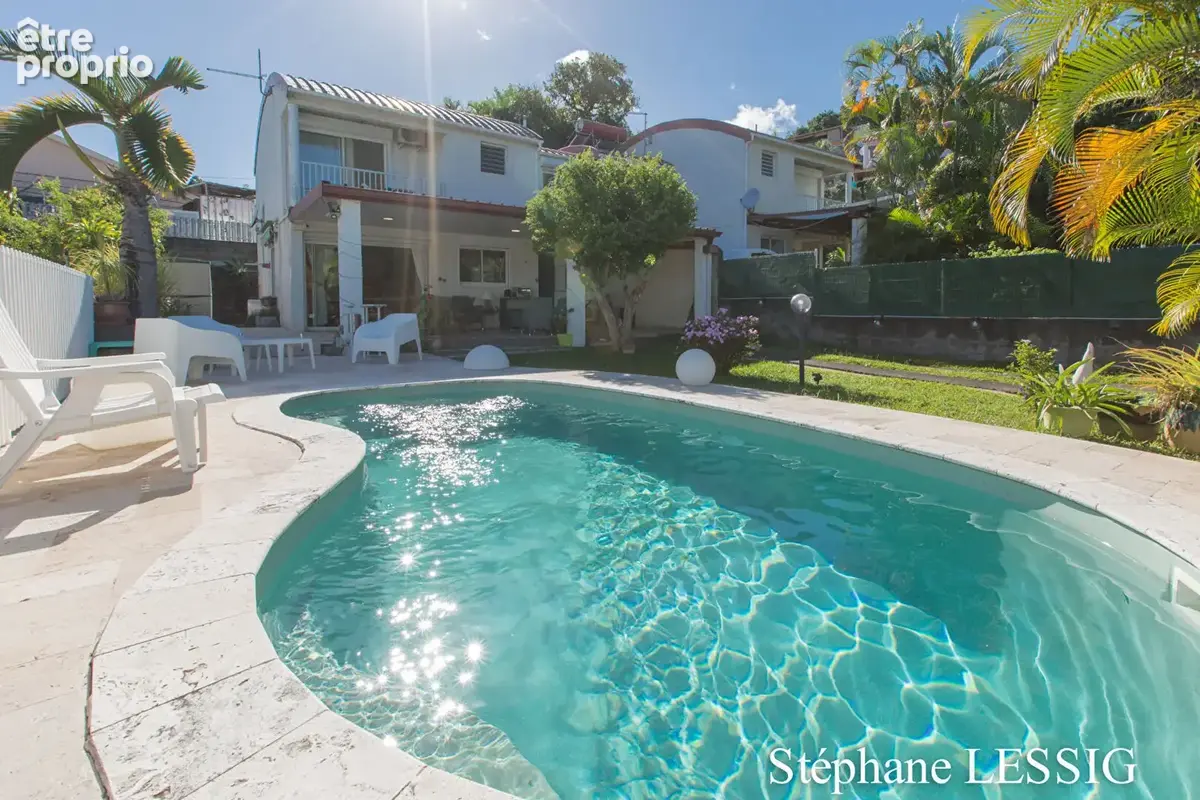 Photo Maison à La Possession au prix de 446 000€