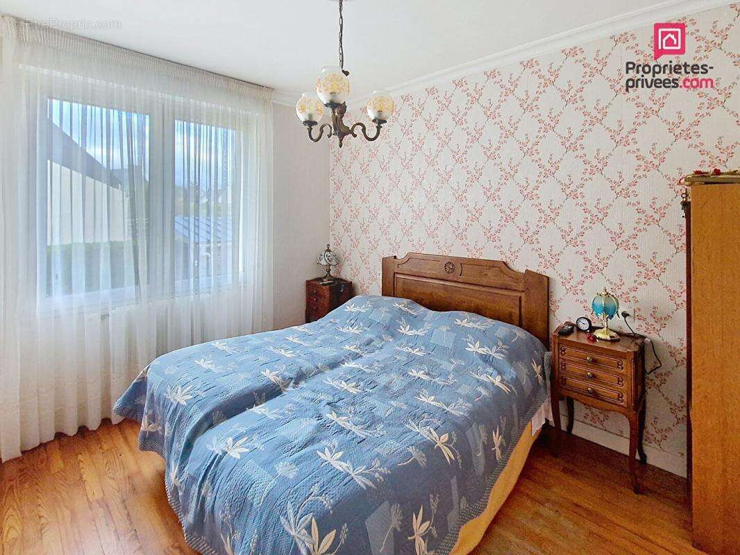 Maison à PLOUIGNEAU