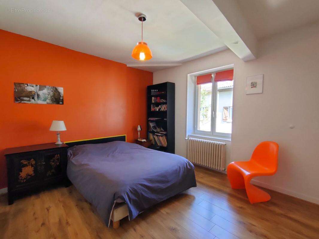 Maison 5 pièces / 114 m² / 399 500 EUR / MIRIBEL - photo 10