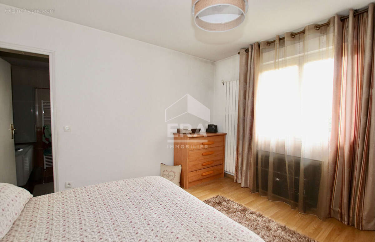 Maison à VILLIERS-SUR-MARNE