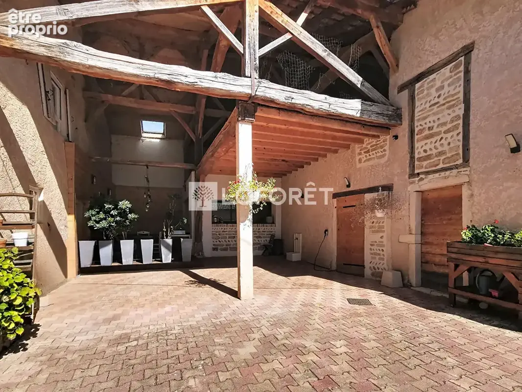 Maison/Appartement Sainte Euphemie 7 pièce(s) 145 m2 plus dépendances - photo 15