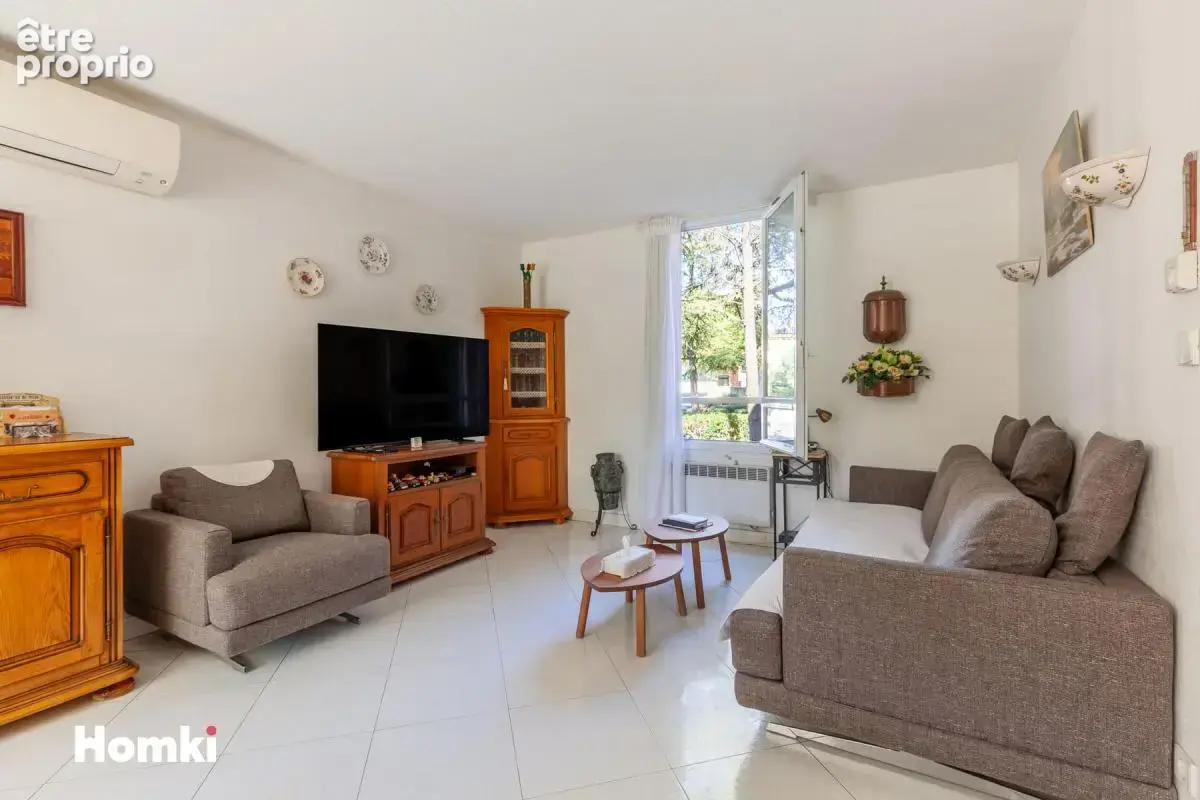 Appartement T3 de 76 m² à Plan-de-Cuques 13380, Rue du 18 Juin - photo 2