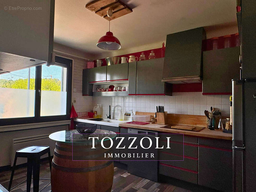 Maison Saint Clair De La Tour  97m² - photo 10
