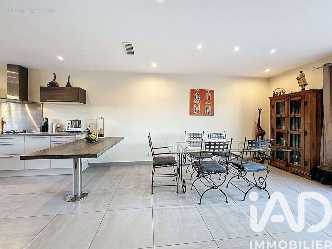 Photo 2 - Maison à OLLIOULES