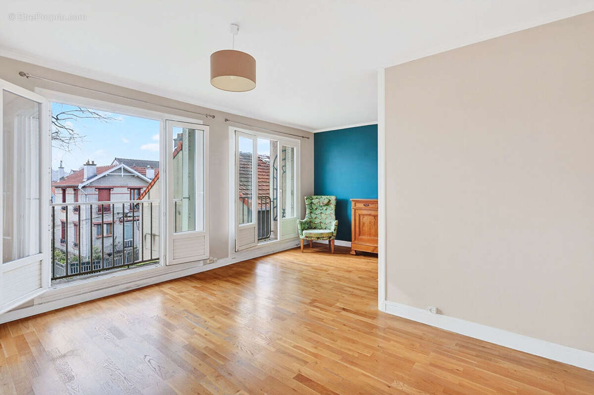 Appartement à COLOMBES