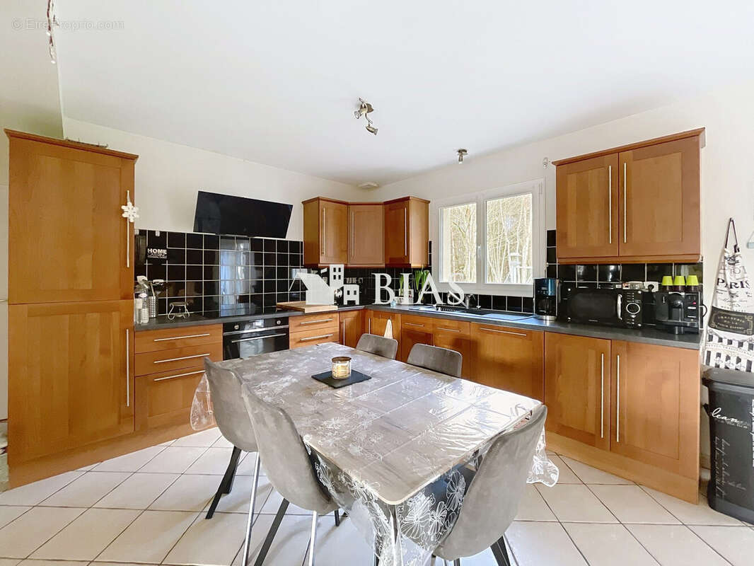 Maison à LA NEUVILLE-DU-BOSC