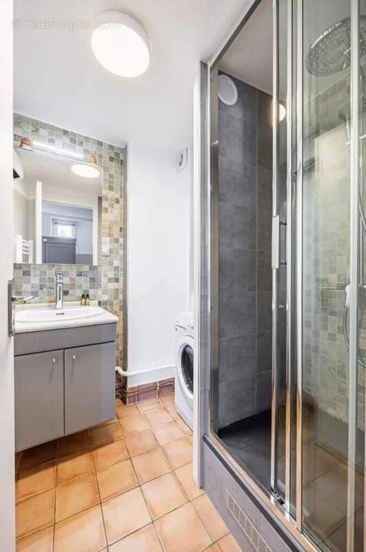 Appartement à PARIS-3E