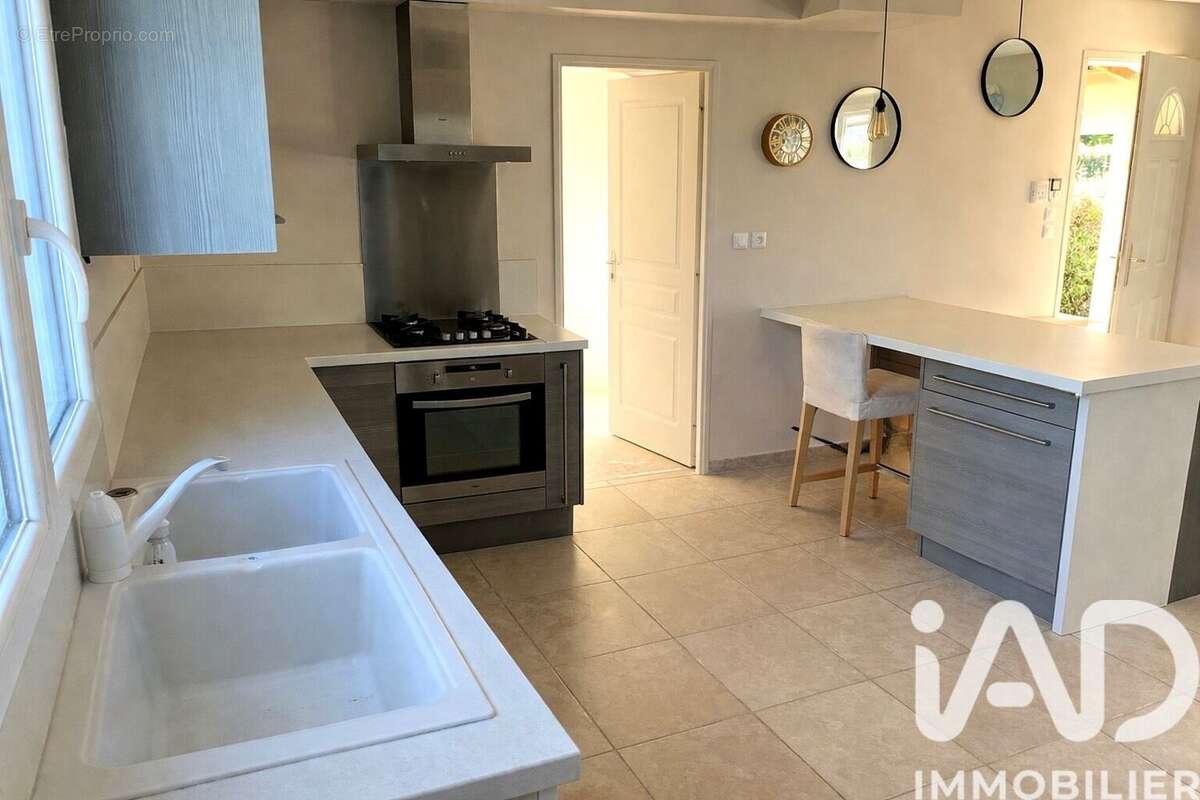 Photo 7 - Maison à SAUVETERRE