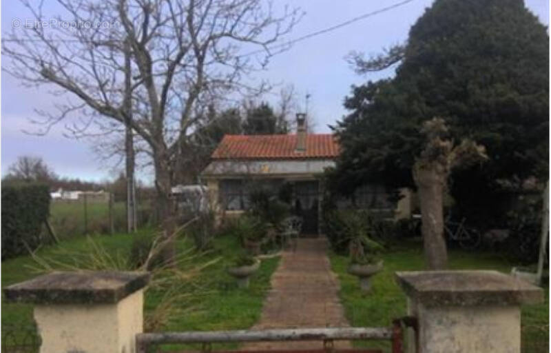 Maison à AMBARES-ET-LAGRAVE