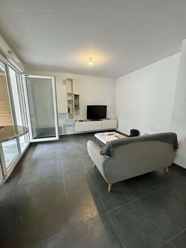 Appartement à MARSEILLE-2E