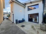 Maison à PONT-DE-CHERUY