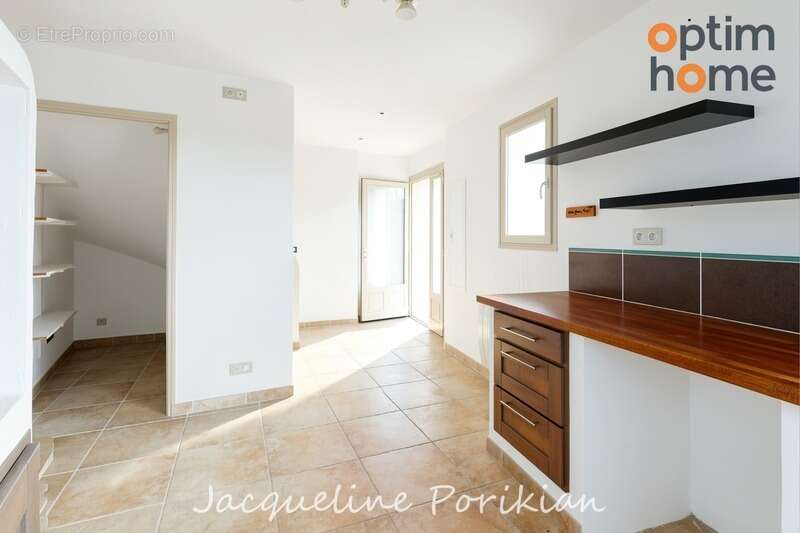 Maison de village rénovée à vendre à Vitrolles-en-Luberon - photo 3