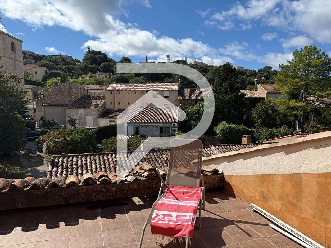 Maison à GINASSERVIS