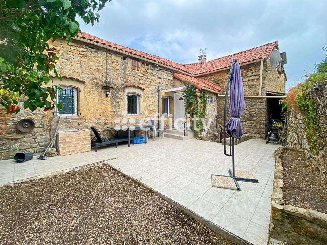 Maison à ROQUEFORT-SUR-SOULZON