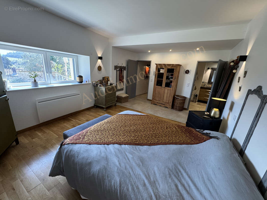 Maison à SAINT-HILAIRE