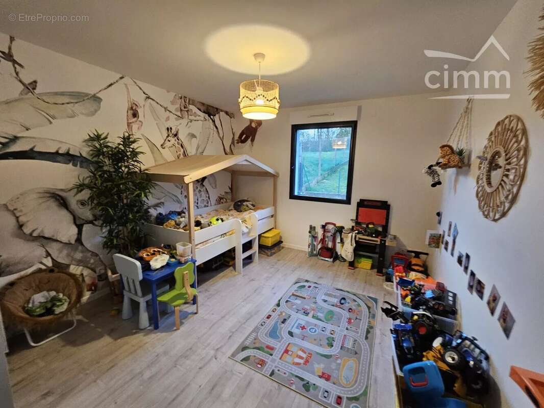 Maison à PONT-DU-CHATEAU