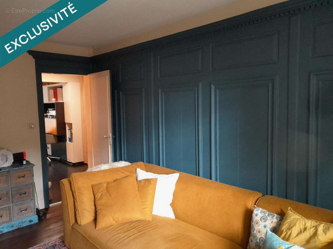Photo 2 - Appartement à VIC-SUR-CERE