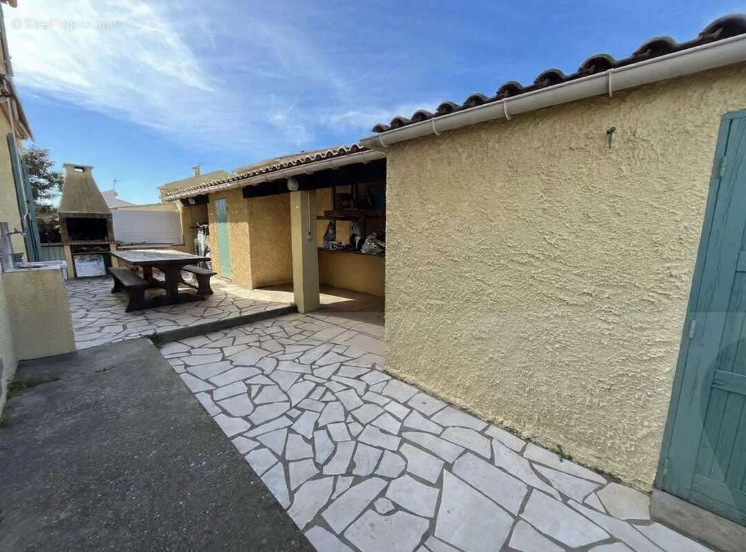 Maison à LIGNAN-SUR-ORB