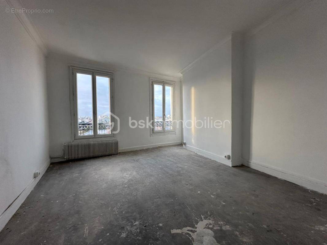 Appartement à PARIS-19E