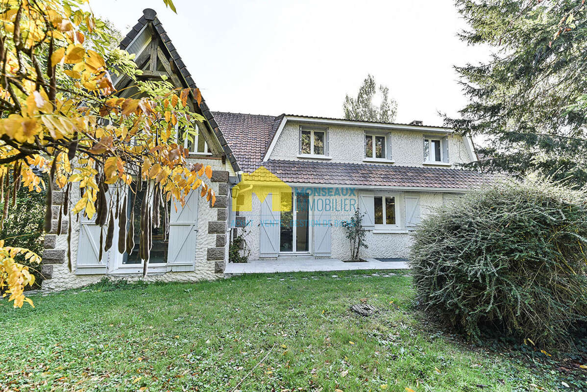 Maison à VILLIERS-SUR-ORGE