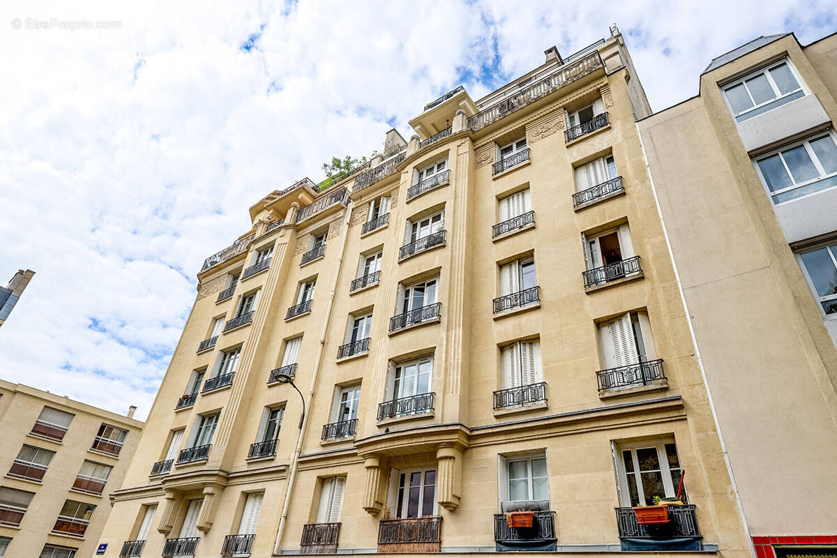 Appartement à PARIS-11E