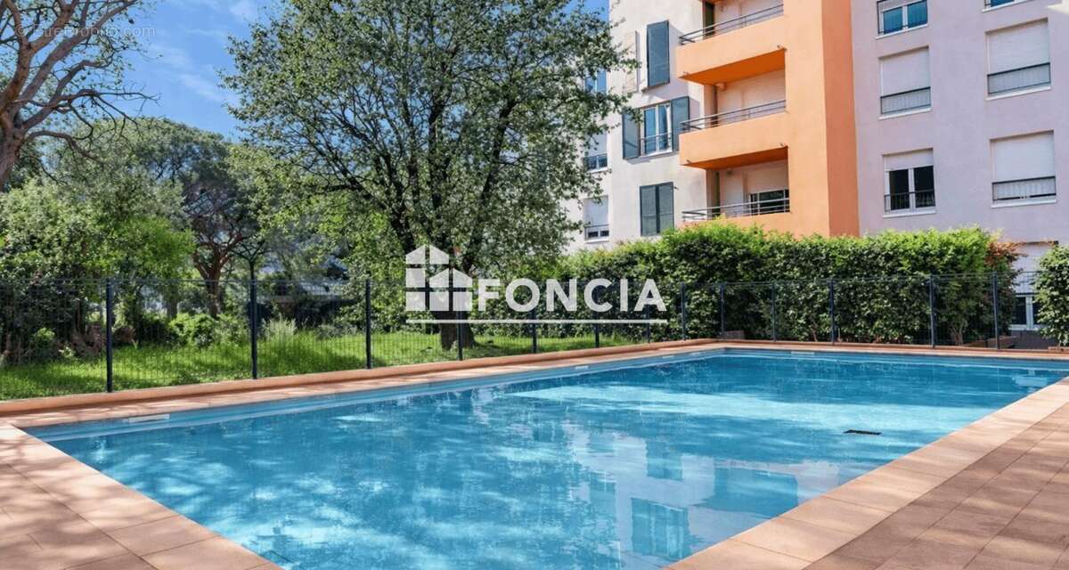 Appartement à FREJUS