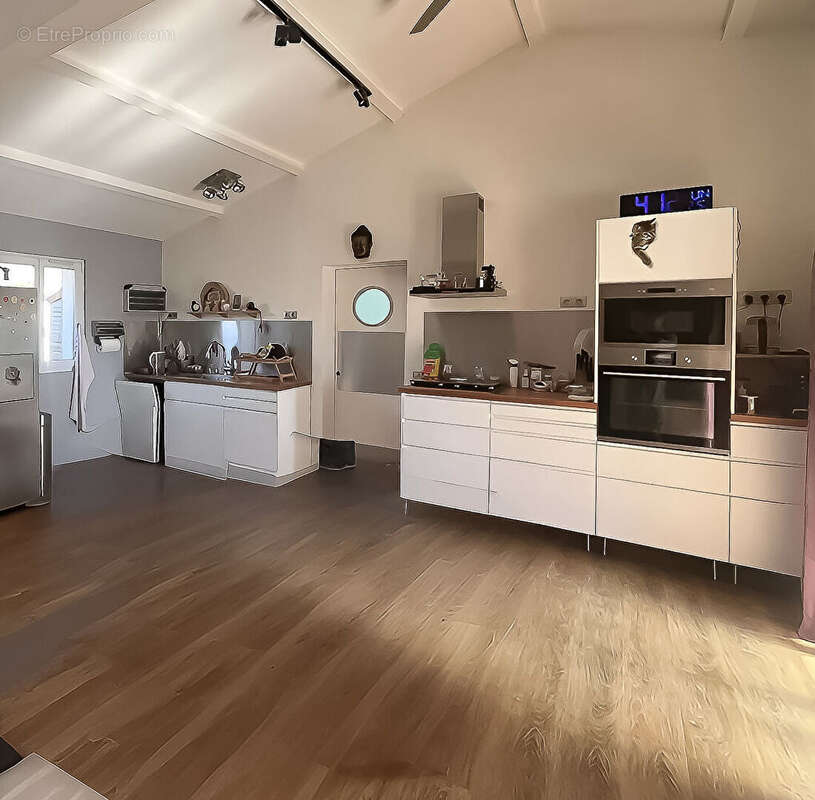 Maison à SAINT-JEAN-DE-LIVERSAY