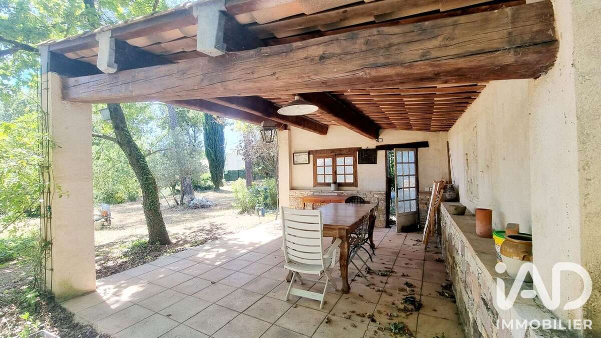 Maison 130 m² à Brignoles  - photo 4
