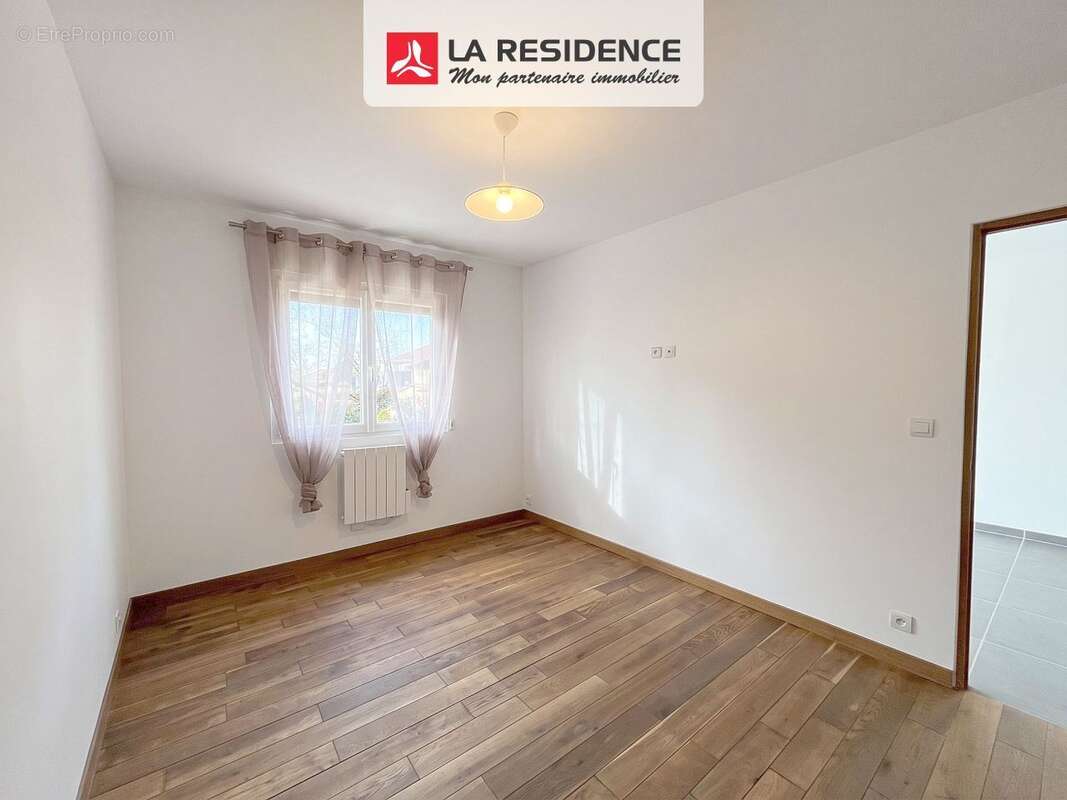 Maison 60 m² à Saint-Ouen-L'aumone  - photo 8