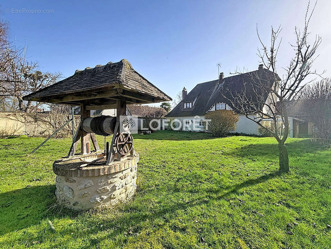 Maison à AUBEVOYE