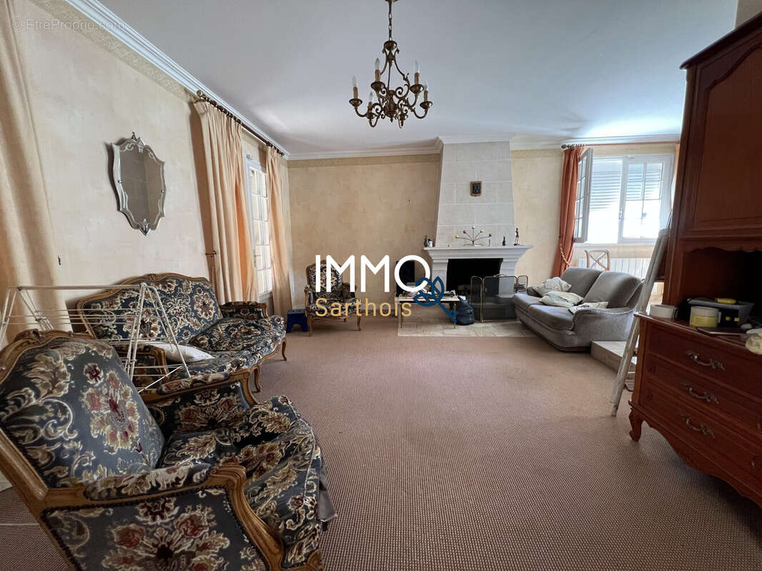 Maison à LAIGNE-EN-BELIN