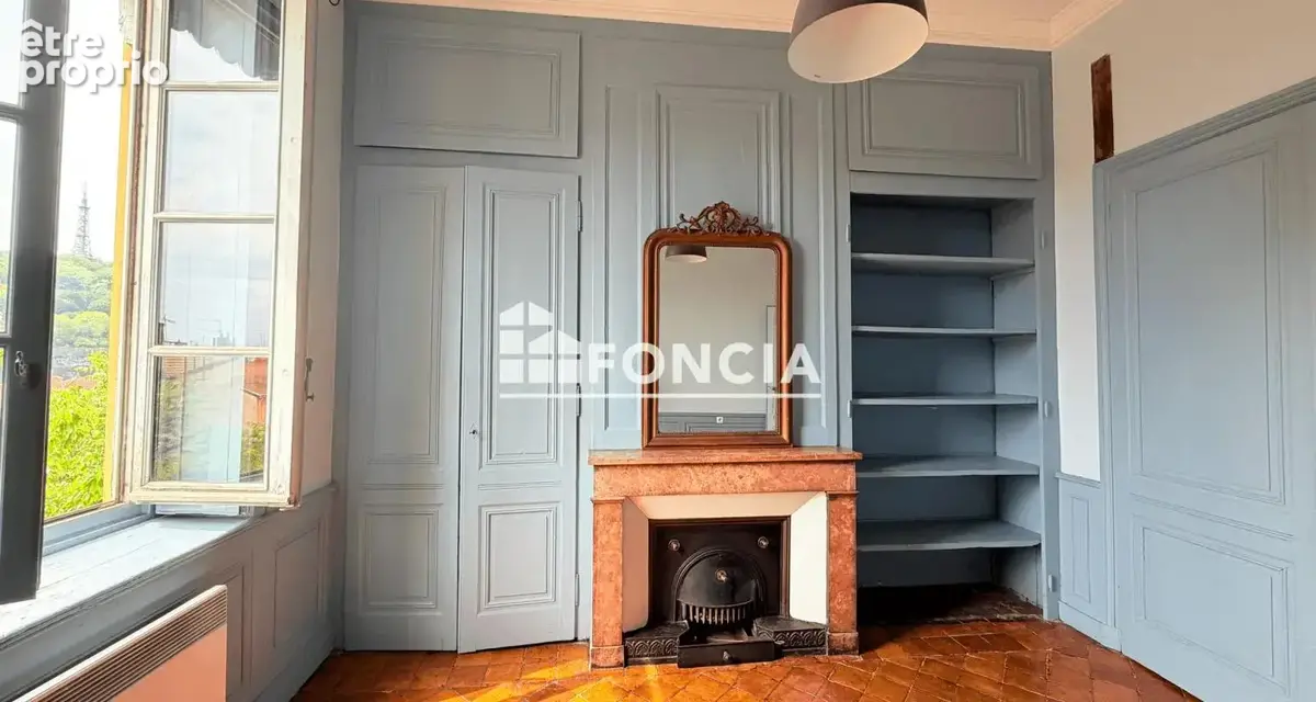Appartement à LYON-1E