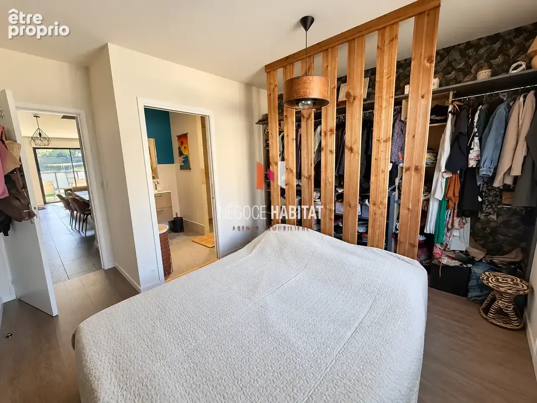 BOISSERON   Maison récente de  110 m2 avec jardin , 3 chambres et bureau - photo 6
