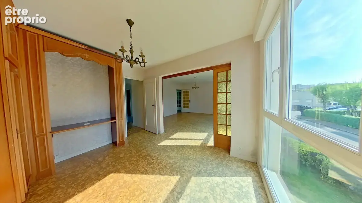 Bel appartement  t5 a vendre brest saint-jacques-kerzu-géant- dalle béton - deux parkings - photo 3