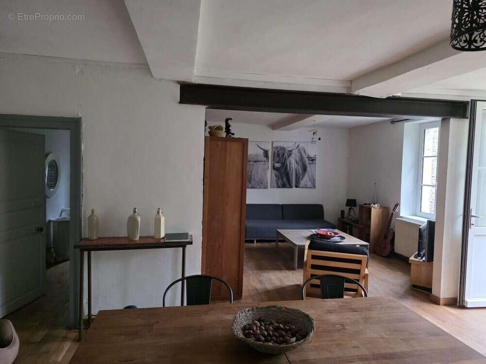 Maison à MORTREE