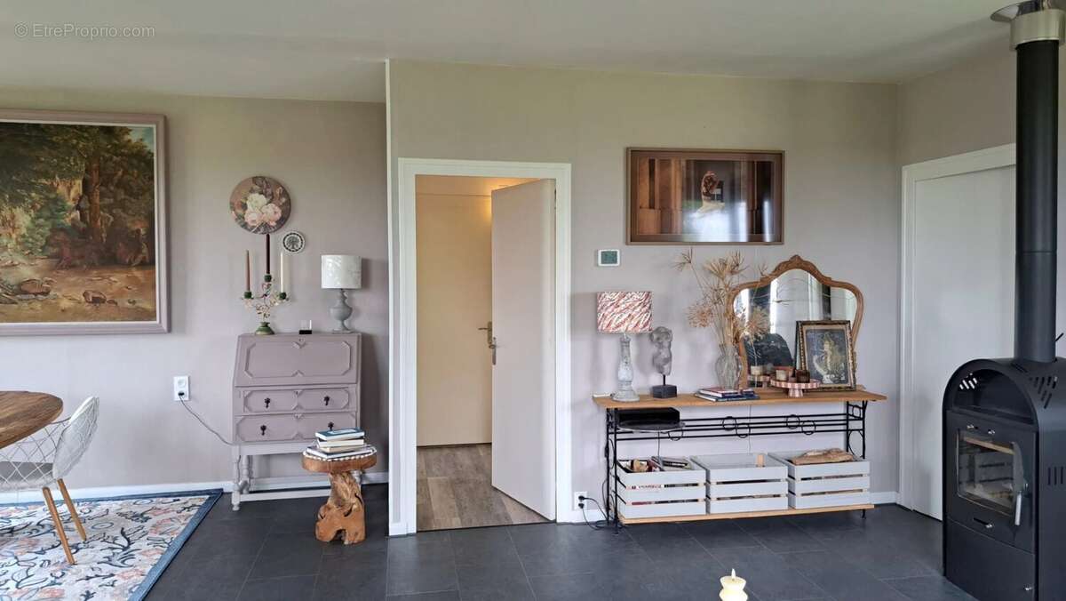 Maison à VILLENTROIS