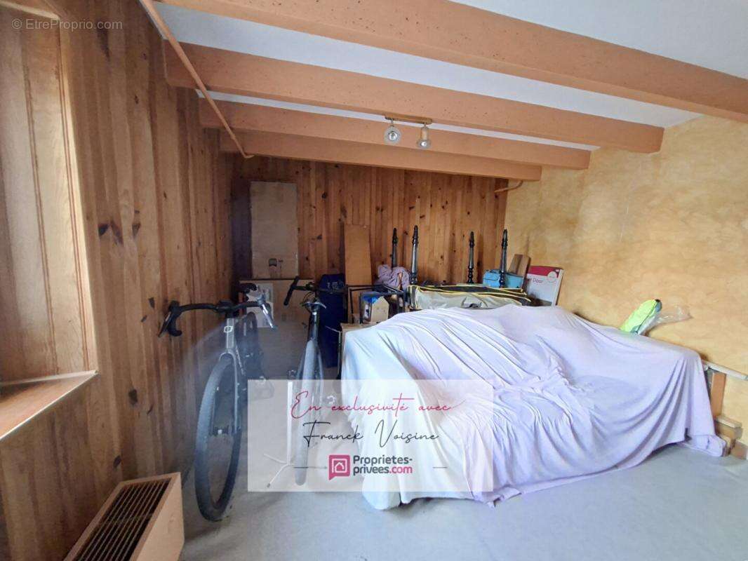 Maison à LES HERBIERS