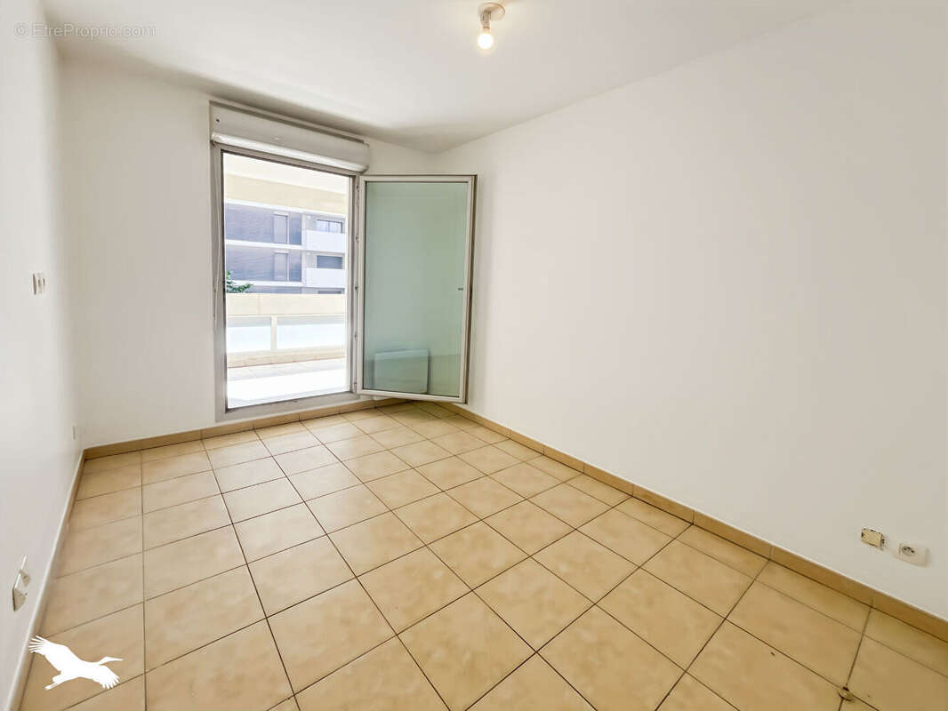 Appartement à MARSEILLE-2E