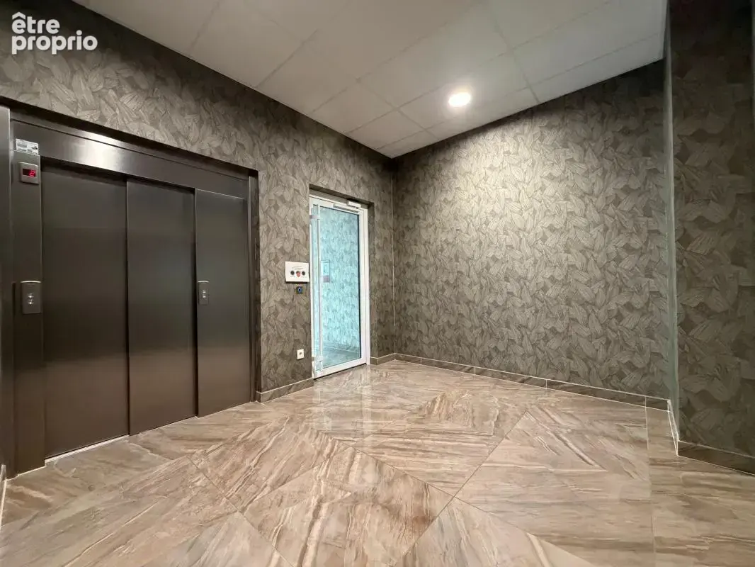 Appartement À Vendre - photo 6