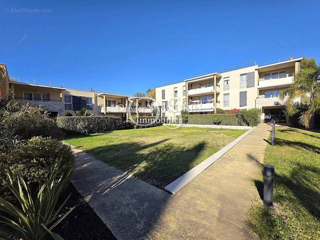 Appartement à FREJUS