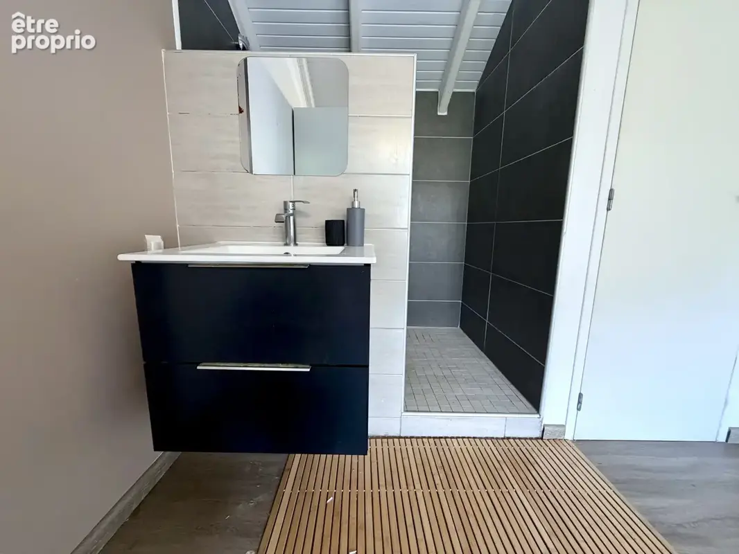 Hauteurs de la Baie Orientale — Maison T4 avec grande terrasse en résidence sécurisée - photo 16