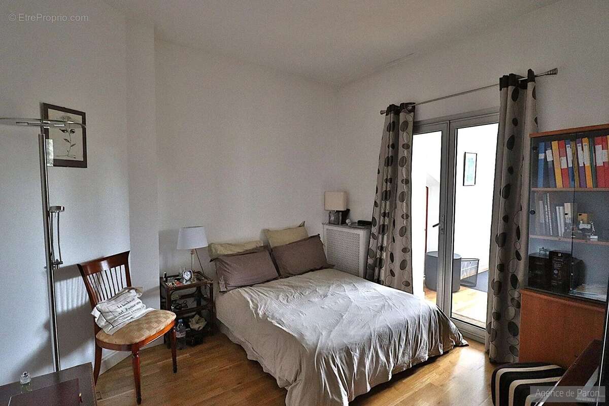 Maison à VERRIERES-LE-BUISSON