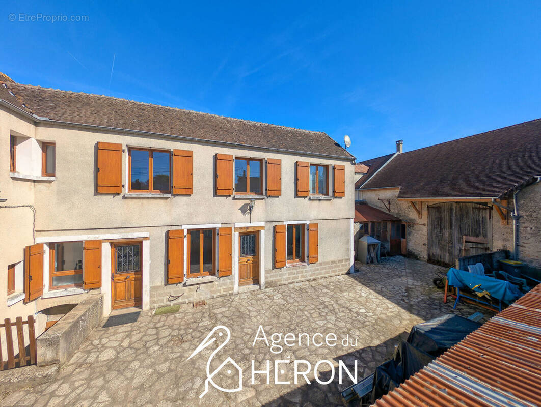 Photo 1 - Maison à BOUGLIGNY