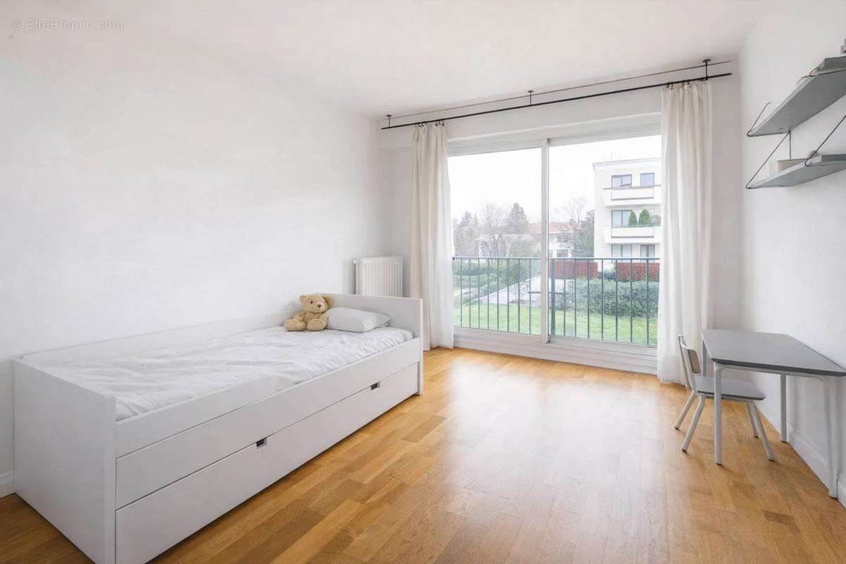 Appartement à GARCHES