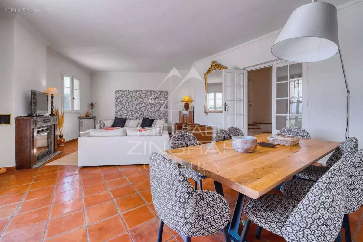Maison à BIOT