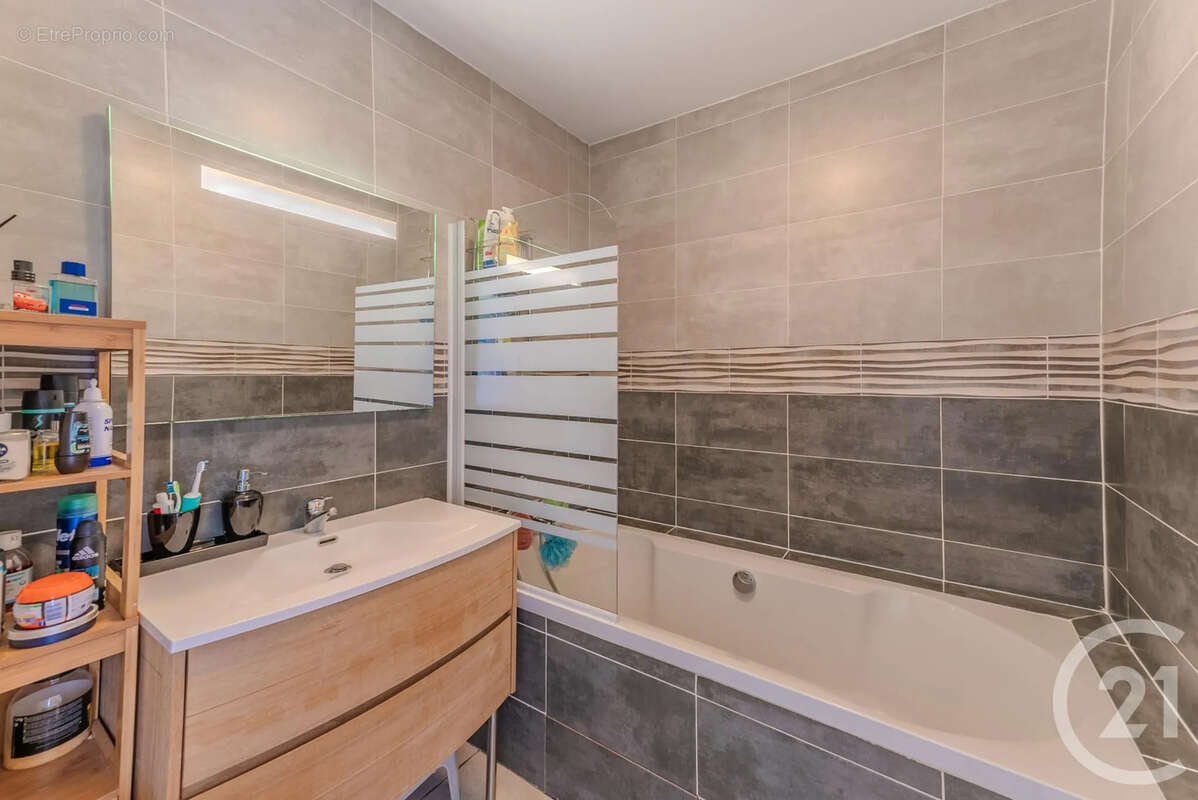 Maison à VACHERESSE