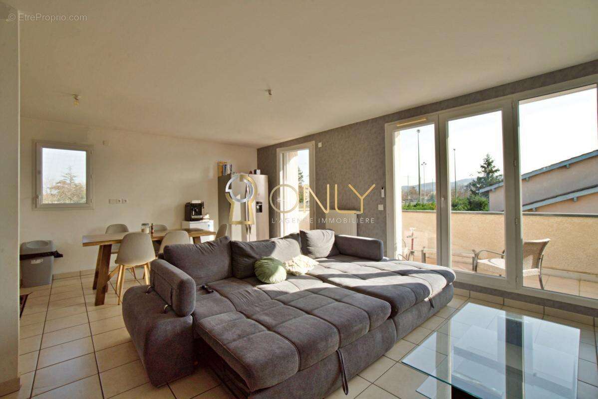 Appartement à QUINCIEUX
